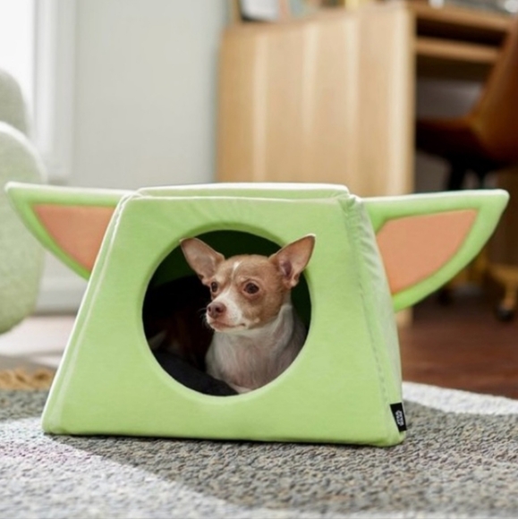 Star Wars Other - NOT FOR SALE Cat bed, Star Wars Yoda Pet Bed